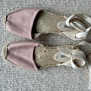 Soludos pale pink  espadrilles. size 6
